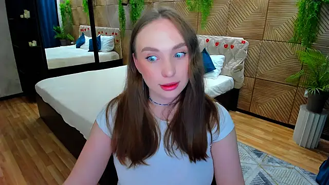 TrueReincarnation live XXX chat