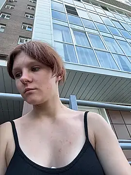 XXX chat uživo modela NinaParri