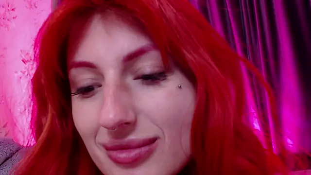 צ'אט XXX בשידור חי של Nina_Blum_