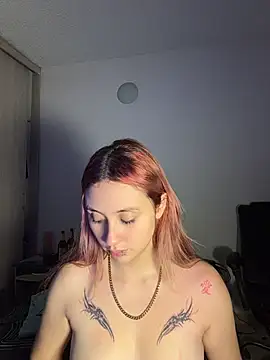 Sophia_LuxxX's Live XXX Chat