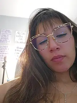 Mar_puentes Chat XXX in diretta