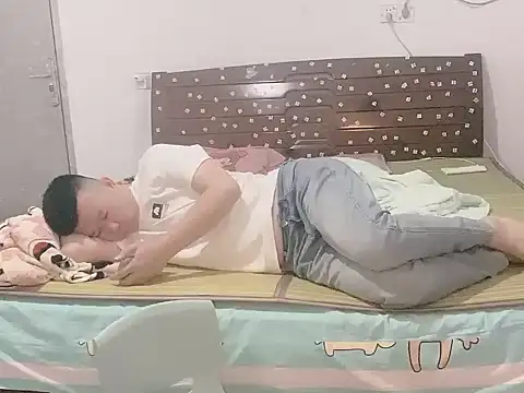 zzj_4718's Live XXX Chat