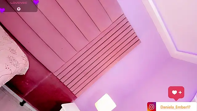 Amira_Ember's Live XXX Chat