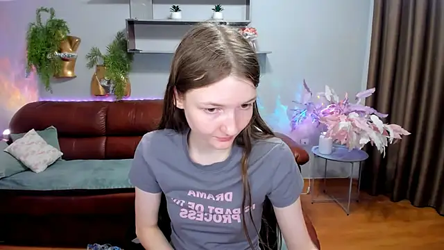 NikaRain Live XXX-chat