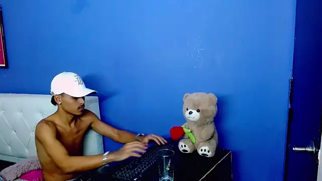 Chat XXX en directo de Angel_foxc13