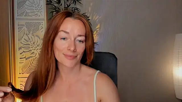 RebeccaMartinez Adlı Modelin Canlı XXX Sohbeti