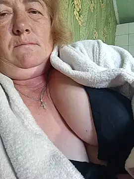 NikaLove49011's Live XXX Chat