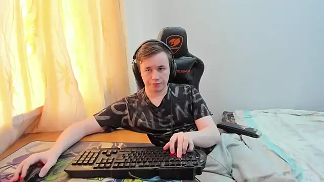 iliaskrislove live XXX chat