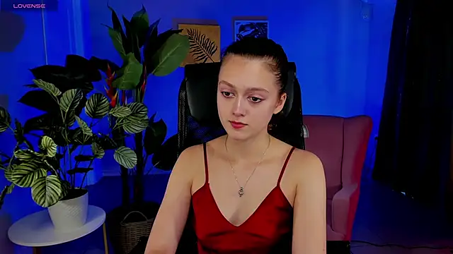 TunaHolli's Live XXX Chat