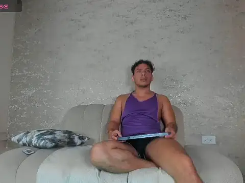 OliverWyse Live XXX-chat