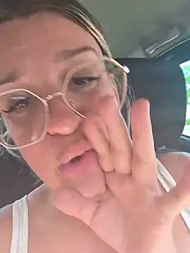 Chatroom XXX en direct de SpicyVicky