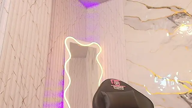 Spark_tay's Live XXX Chat