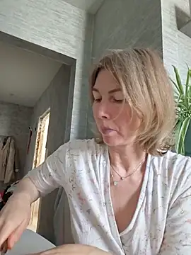 XXX chat uživo modela stellahere8