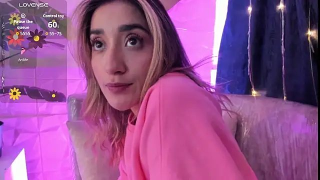 lucy_davies' Live XXX Chat