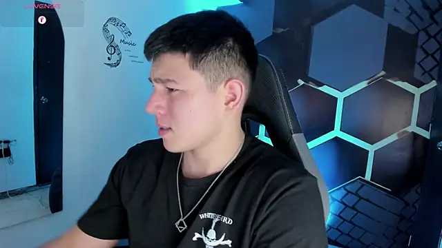 Chat +18 de JamesCr_ ao vivo