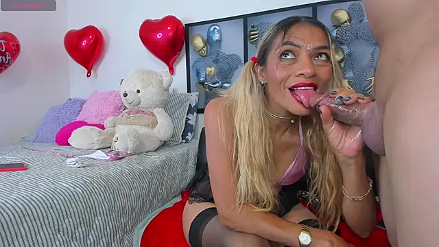 Angeline_focus Live XXX-Chat