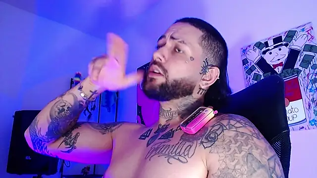nicolastorres99 网络视讯表演