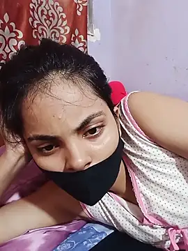 Sandhya_77 – Naživo XXX chat