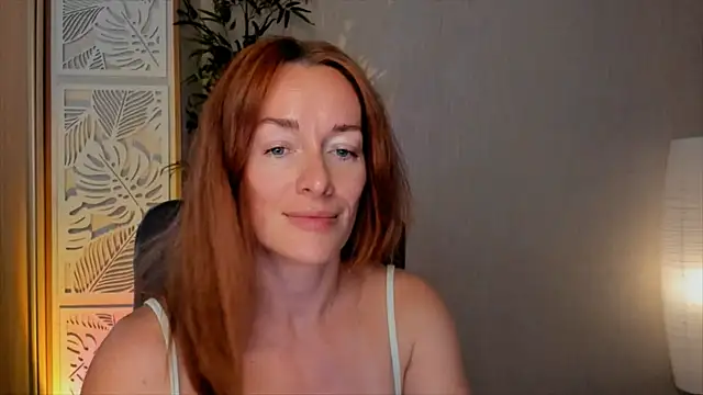 RebeccaMartinezのライブXXXチャット