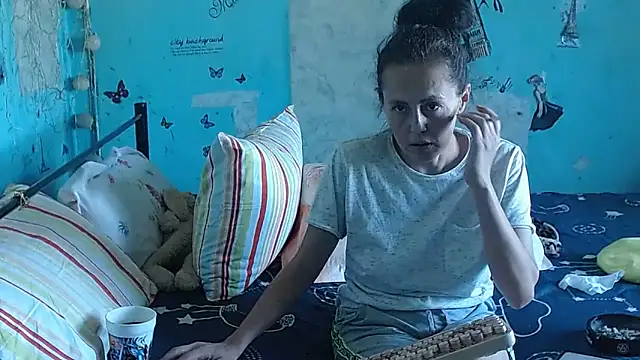 brighteyes77 Live XXX-Chat