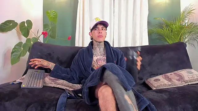 XXX chat uživo modela Aron_ford