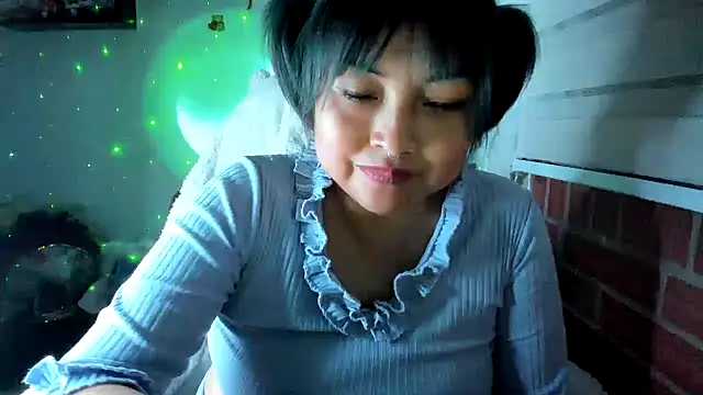 Shaddycute_ live XXX chat