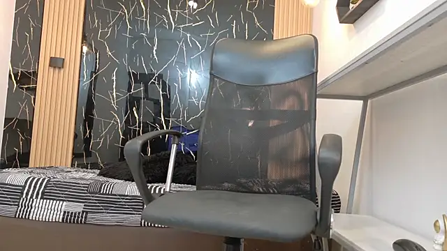 XXX chat uživo modela ValeriHot_1
