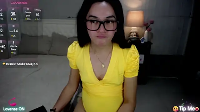 AsianSweetHeartxX's Live XXX Chat
