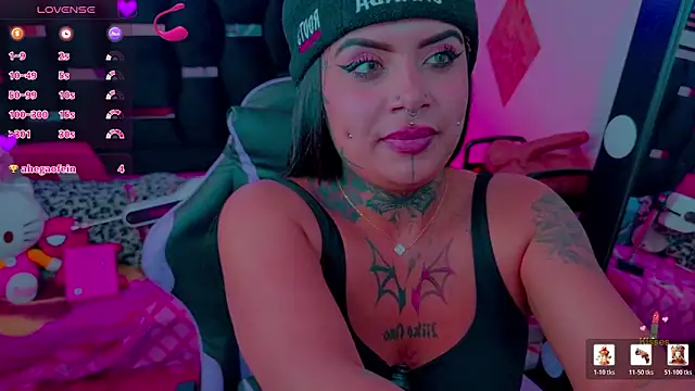 Chat XXX Live LauriInk1