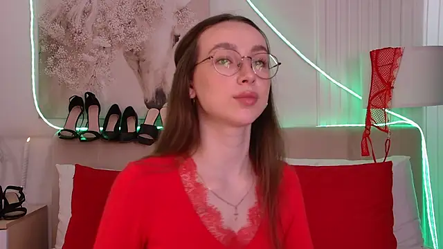 Emily_Simon: онлайн-секс-чат