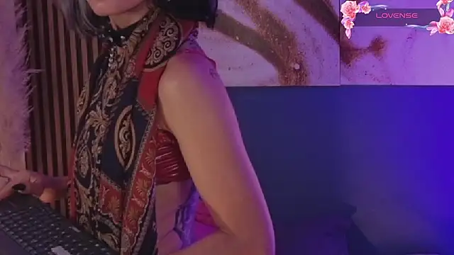 แชท XXX สดของ La_Diabla_111_