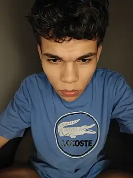 Chatroom XXX en direct de KAZARK_