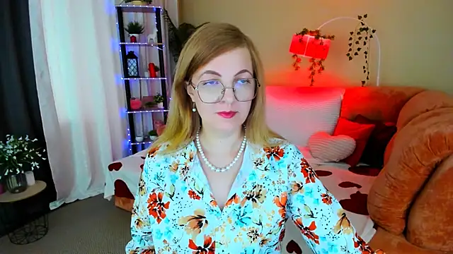 YourUniverser's Live XXX Chat