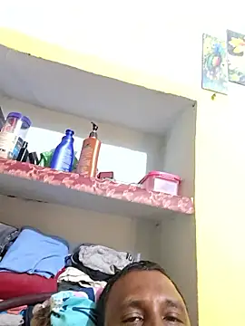 Priyasexcpl Adlı Modelin Canlı XXX Sohbeti