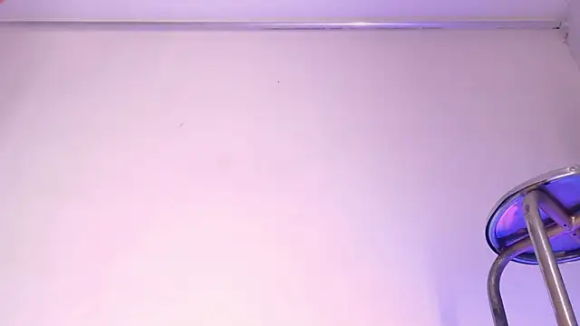 SashaNova 即時 XXX 聊天