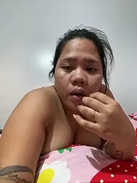 Chat XXX en directo de _UrSingleMamiBella_