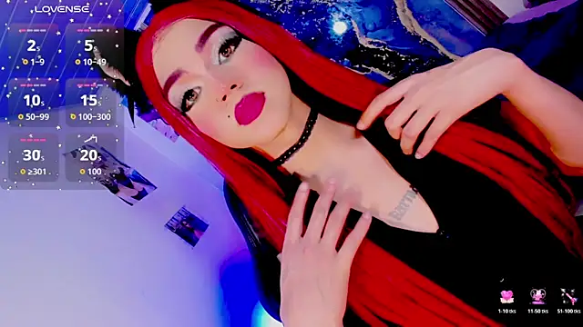 blonde_queen- live XXX chat