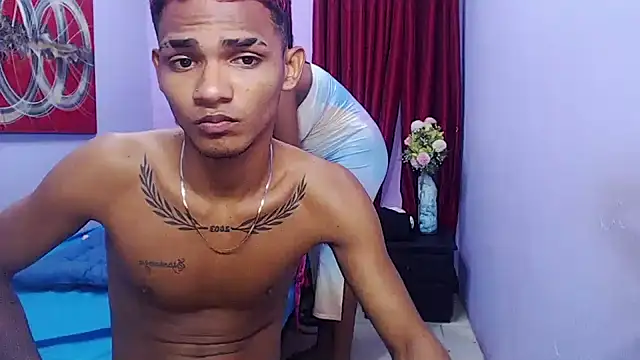 black_twinks – Naživo XXX chat