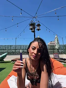 FeetVibe Adlı Modelin Canlı XXX Sohbeti