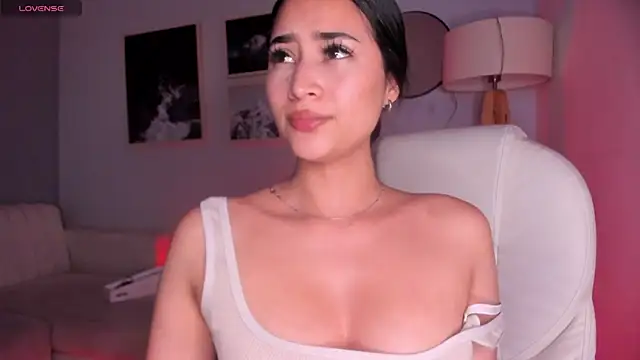 lara_madisson 现场XXX聊天