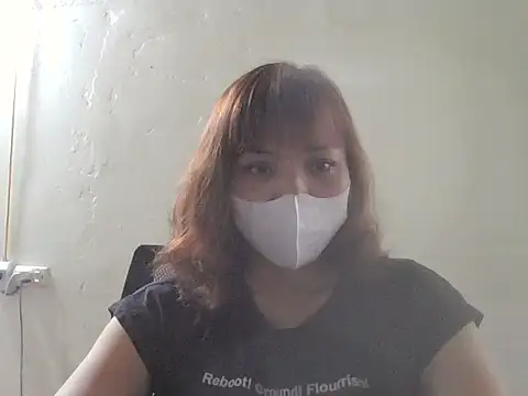 XXX chat uživo modela Angela-Eira