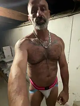 DaddySnowXX 即時 XXX 聊天