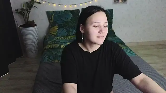 Tori_cute Chat XXX in diretta