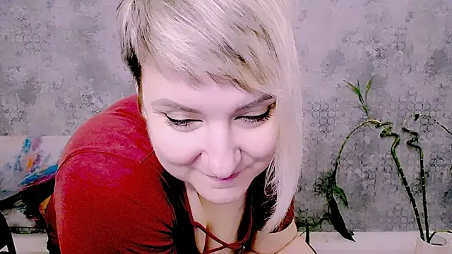Djullia's Live XXX Chat