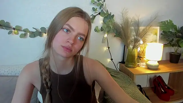 HoneyEmilly 라이브 XXX 채팅