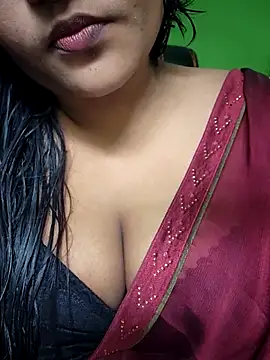 Aruna-1 Adlı Modelin Canlı XXX Sohbeti