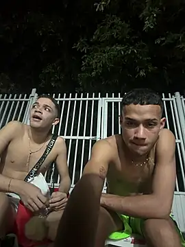 Sembang XXX Secara Langsung friends_lust_latin