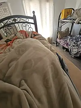fena-sikerimmm Adlı Modelin Canlı XXX Sohbeti