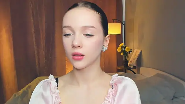 SharriSang: онлайн-секс-чат