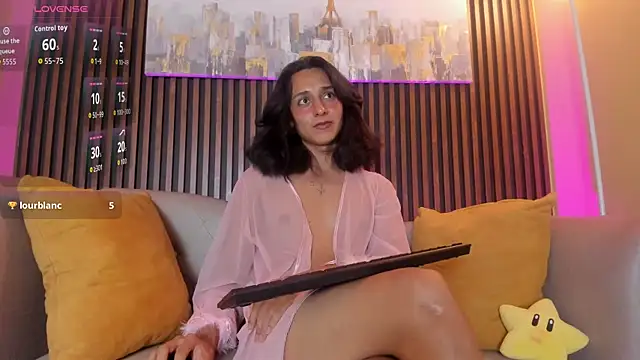 Elisasue's Live XXX Chat